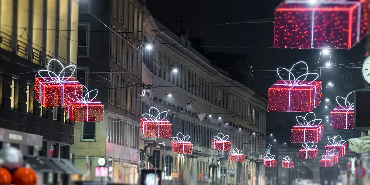 A Christmas Market Retreat: Festive Elegance in Milan