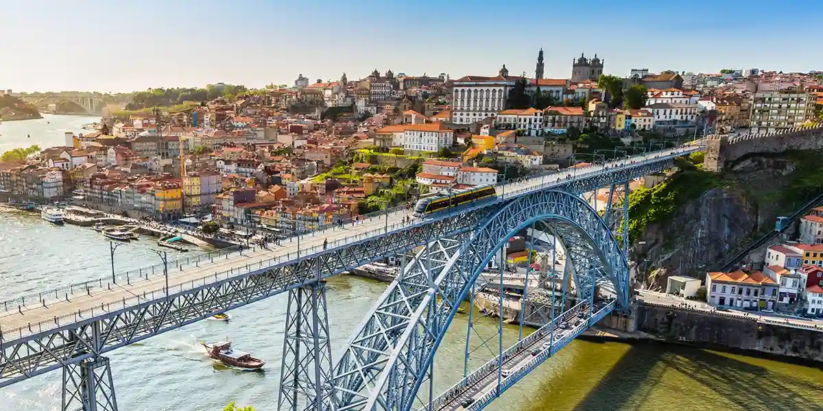 The Ultimate Porto Experience: City, Wine & River