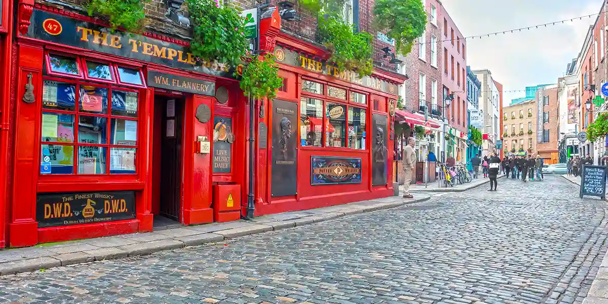 Sip, Stroll & Soak: Dublin Vacation W/Tour